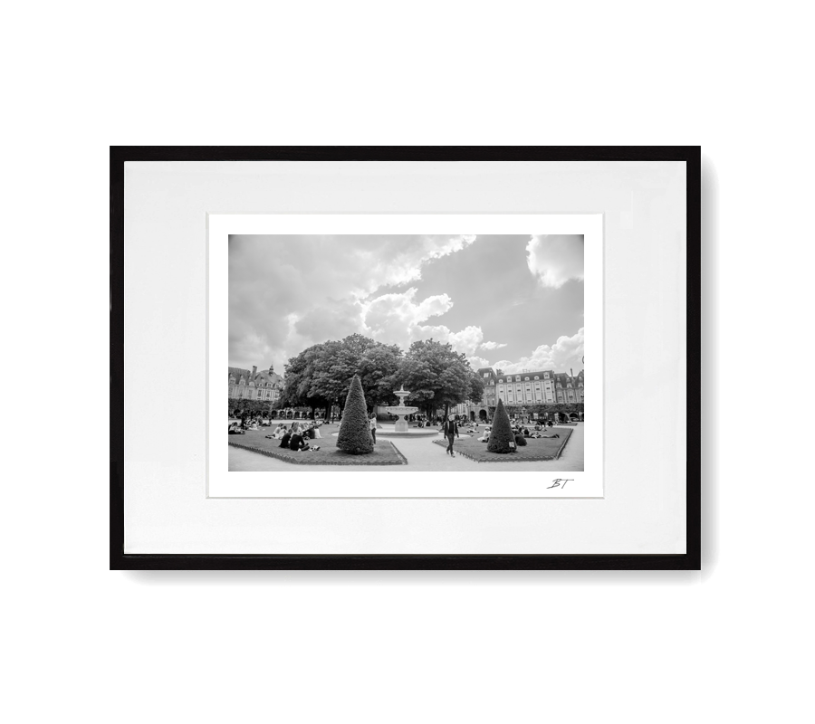 Été au Place des Vosges